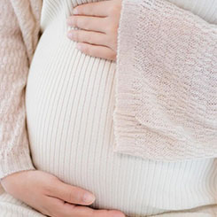 同时，可穿戴🕛设备（👩⚱如智能眼镜）等新💵🌴形态正在加速🇧🇸🕌发展，专用🕑